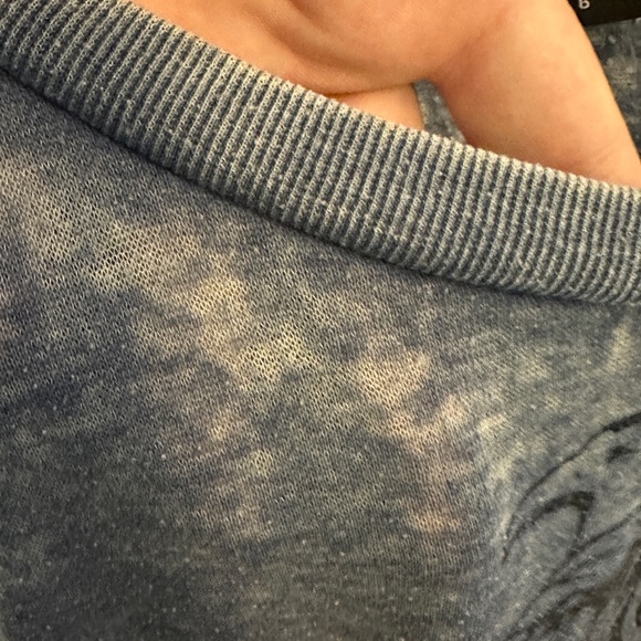 Torrid Harry Potter Ravenclaw Distressed Sweatshirt - size 6 - Picture 3 of 6